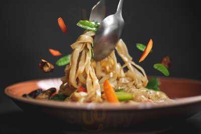 Noa Restaurant & Loungebar