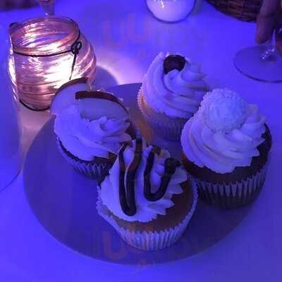 American Diner - Cupcake Store