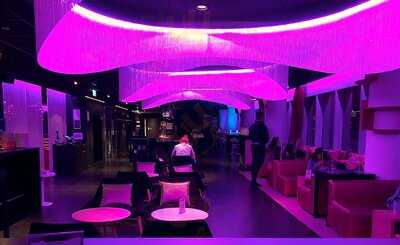 The View Skylounge & Bar