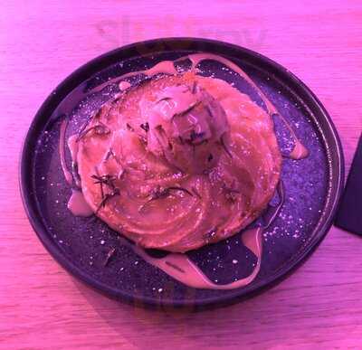 The View Skylounge & Bar