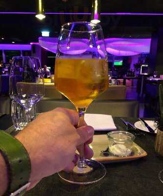 The View Skylounge & Bar