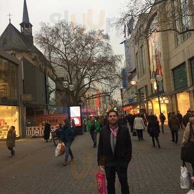 Woyton An Der Schildergasse