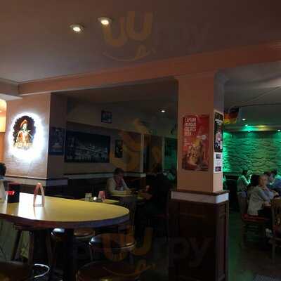 Iguana Bar • Bistro