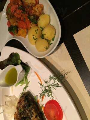 Zum Hohenstaufen Der Grieche