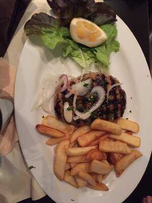 Zum Hohenstaufen Der Grieche