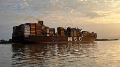 Schulauer Fährhaus Und Willkomm-höft