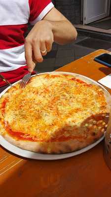 Pizzeria Am Medienhafen