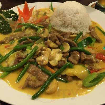 Ct No. 1 Wok & Sushi