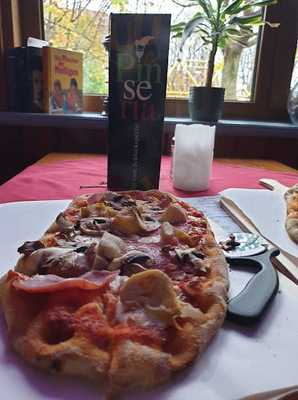 La Pinseria Zum Schluckspecht