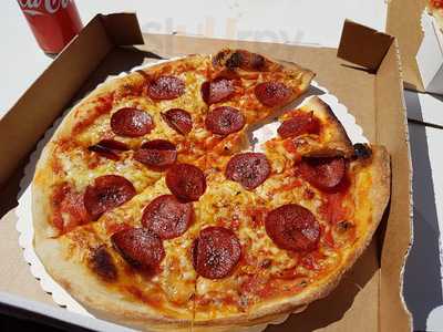 Pizzeria Charlie Braun