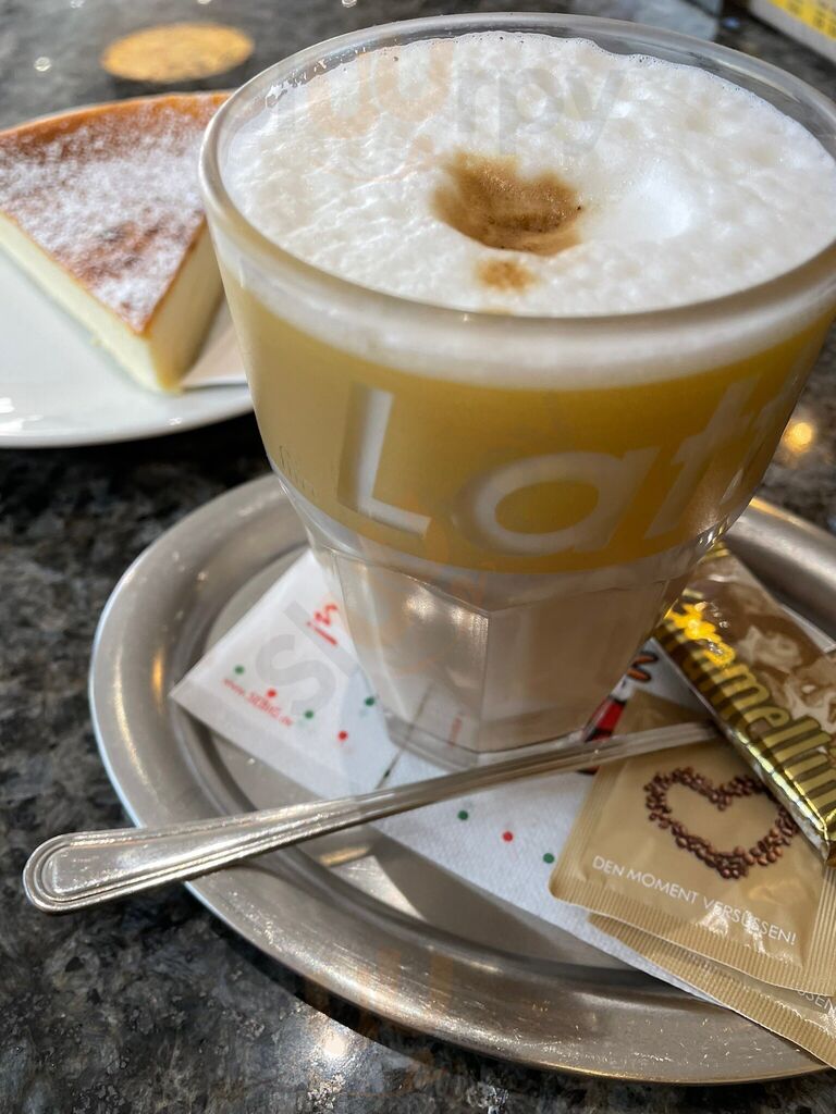 Eiscafe Paradiso