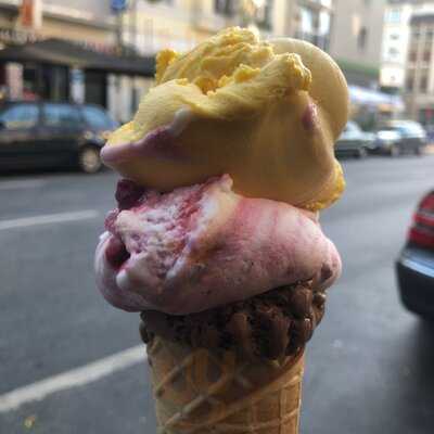 Eis Milano
