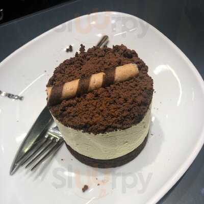 Focaccia Patisserie & Café