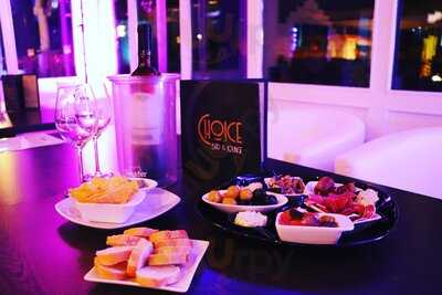 Choice Bar & Lounge