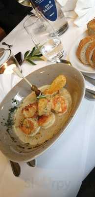 Maximilienstube Im Hotel Central