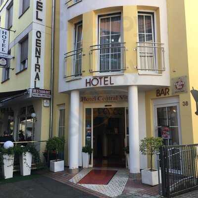 Maximilienstube Im Hotel Central