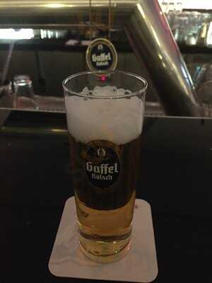 Plüsch Bar & Lounge