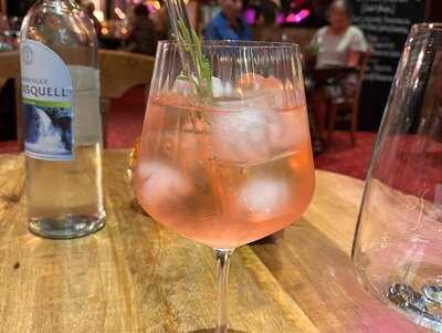 Der Hirsch & Frederix