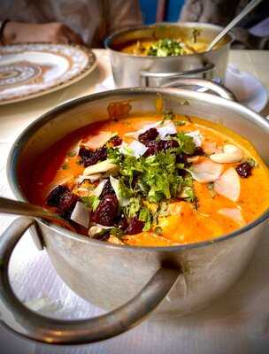 Laxmi Tandoori & Curry Restaurant