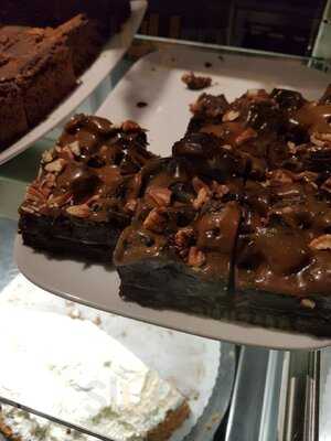 Brownies Coffee Culture