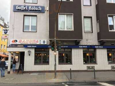 Sakura Running Sushi