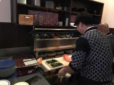 Sakura Running Sushi