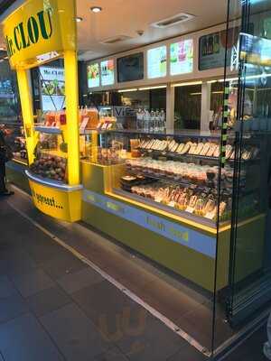 Mr. Clou Am Hauptbahnhof