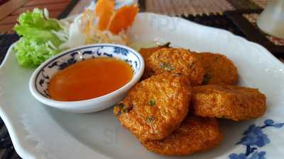 Müü Thong - Thailändisches Spezialitäten-restaurant