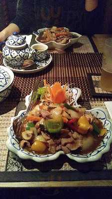 Müü Thong - Thailändisches Spezialitäten-restaurant