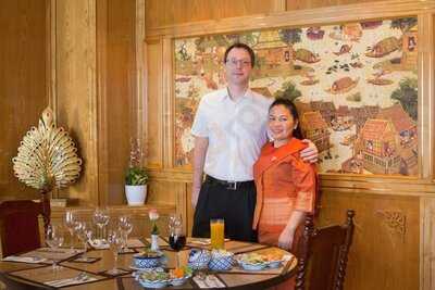 Müü Thong - Thailändisches Spezialitäten-restaurant