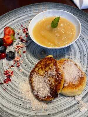 Cafe & Restaurant Tilia