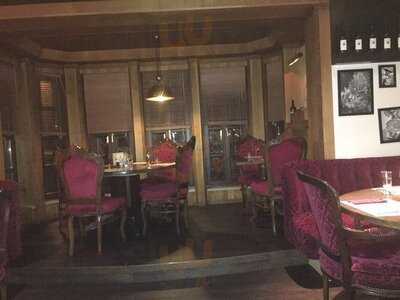 Photo 4