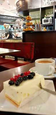 Ehrmann's Cafe & Snacks