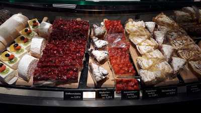 Ehrmann's Cafe & Snacks