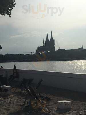 Km 689 Cologne Beach Club