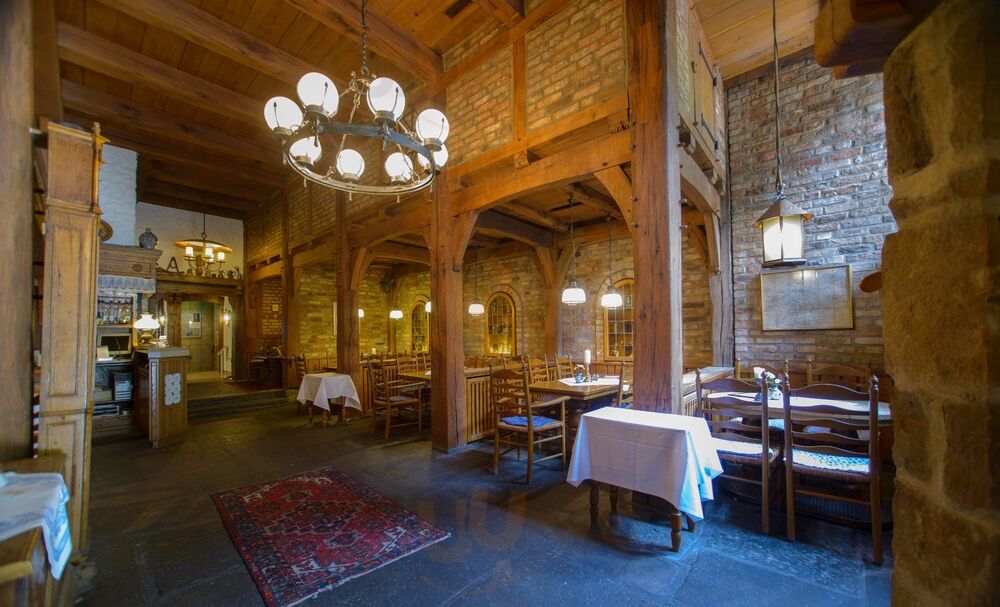 Baumhove Hotel-restaurant "am Markt"