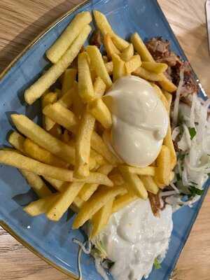 Akropolis Grill And More