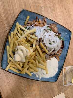 Akropolis Grill And More