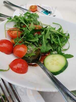 La Trattoria Restaurant