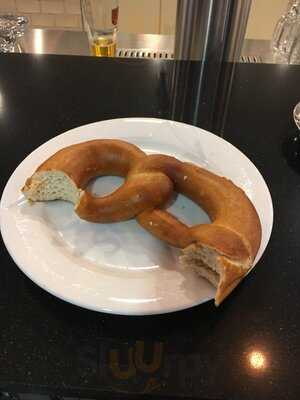 La Trattoria Restaurant