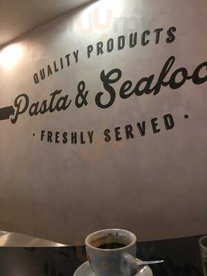 La Trattoria Restaurant