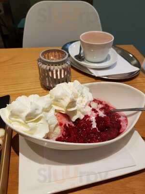 Mint Ice Cream & Coffee