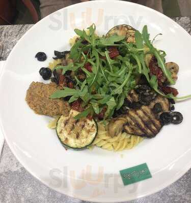 Madina Taste Of Orient