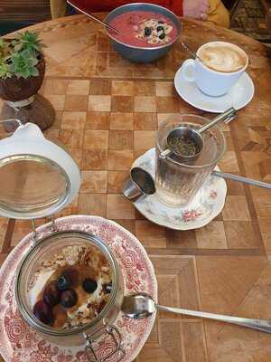 Vevi - Veganes Vintage Café