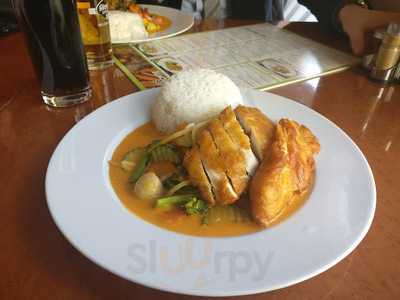 Yummi Restaurant And Bar