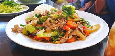 Yummi Restaurant And Bar