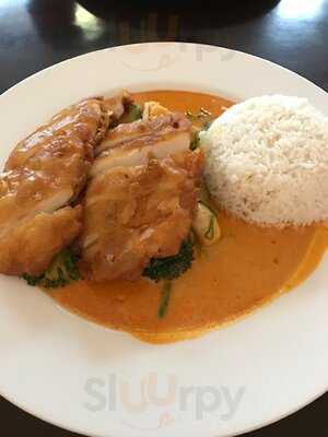 Yummi Restaurant And Bar