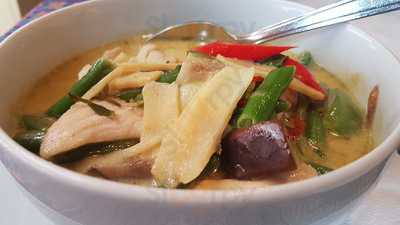 Ayutthaya Bar & Restaurant