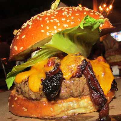 Bearsalad / Kumpir & Colins Hamburger