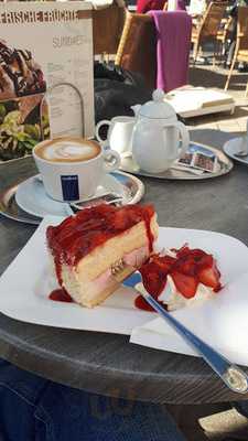 Eis Café Ra Luna, Das Stimmt Nicht, Ist Geöffnet.